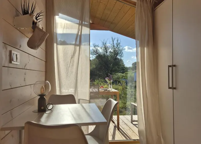 Holiday home 401 Ruhiges Tiny House Mit Wiese